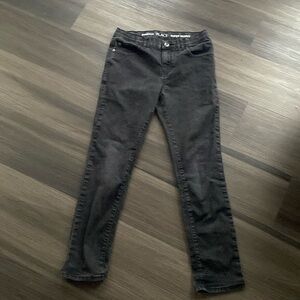 black skinny jeans